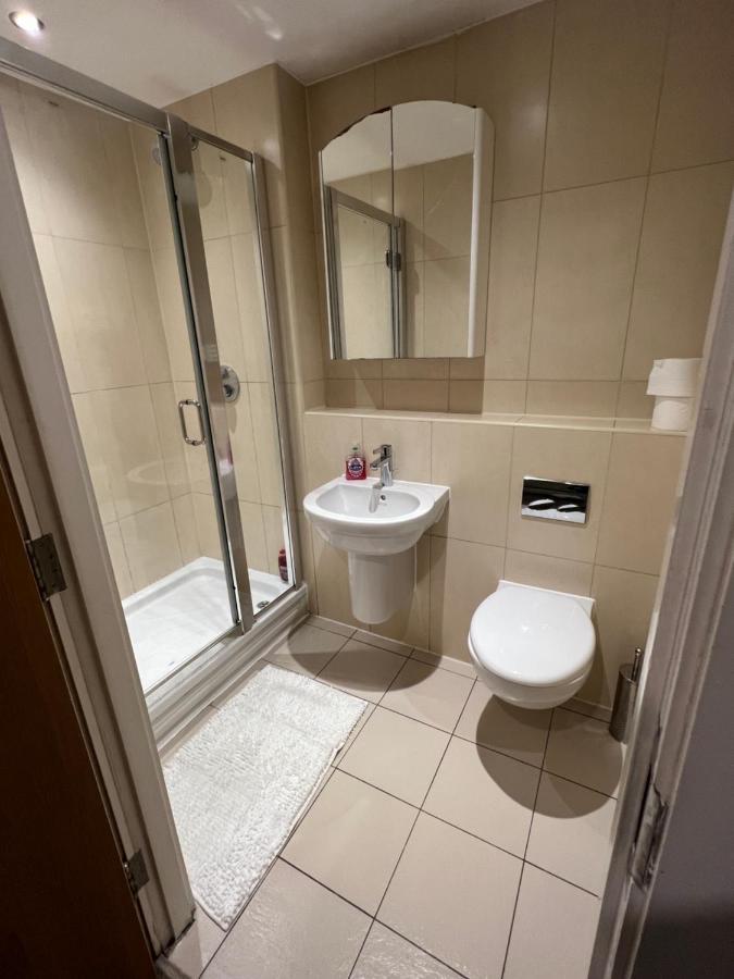 Bigkings Cosy 2 Bedroom Apartment With Free Parking In Central Manchester Exterior foto